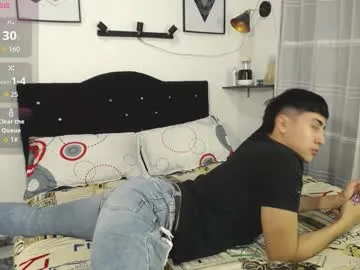 thomas_and_lyan Image 10