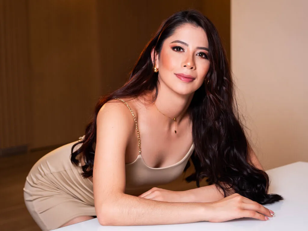 ValentinaHoffman's Thumb Image